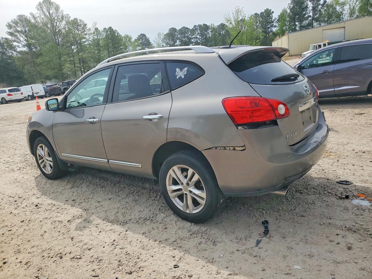 2013 NISSAN ROGUE S photo 3