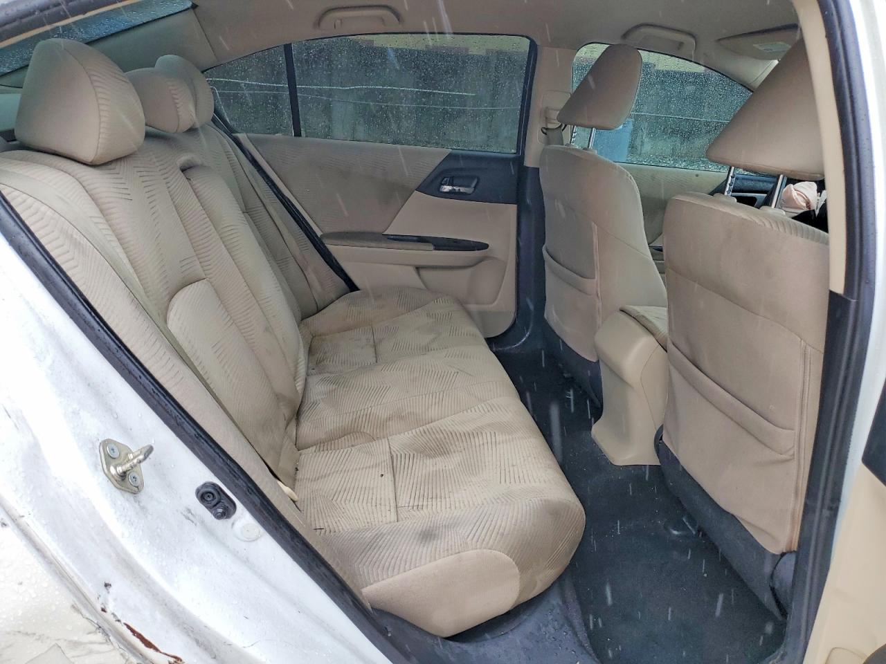 2015 HONDA ACCORD LX photo 28