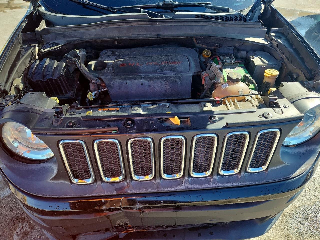2017 JEEP RENEGADE LATITUDE photo 11