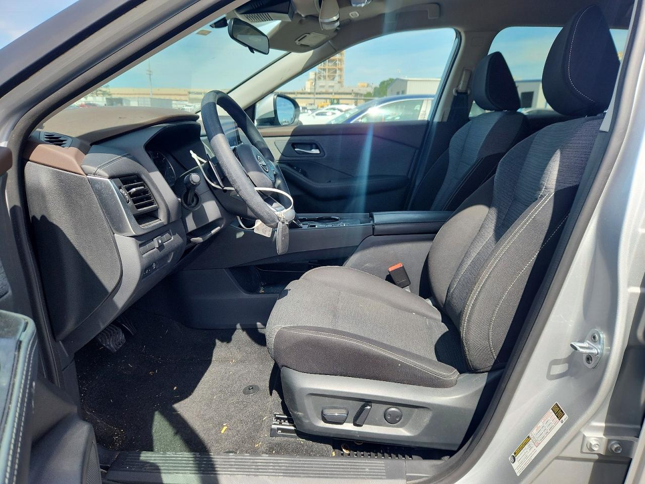 2023 NISSAN ROGUE SV photo 19