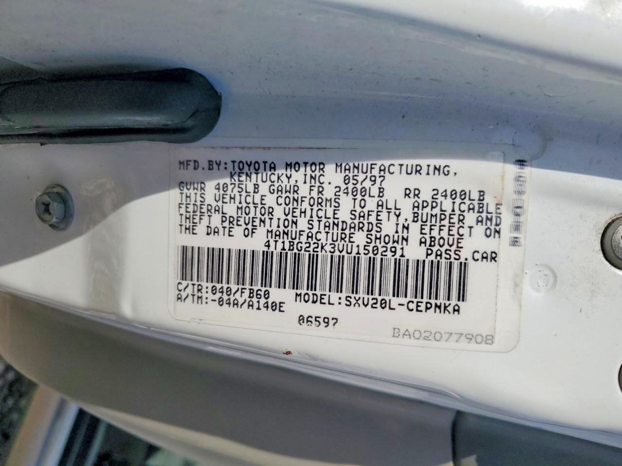 1997 TOYOTA CAMRY LE photo 23