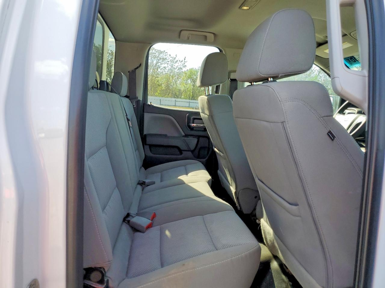 2018 CHEVROLET SILVERADO K1500 photo 19