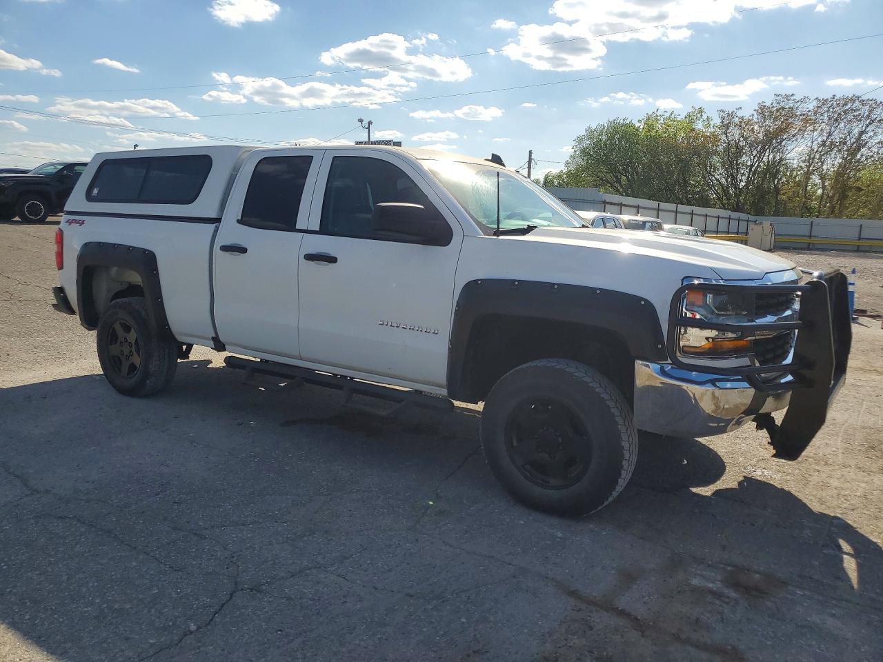 2018 CHEVROLET SILVERADO K1500 photo 7