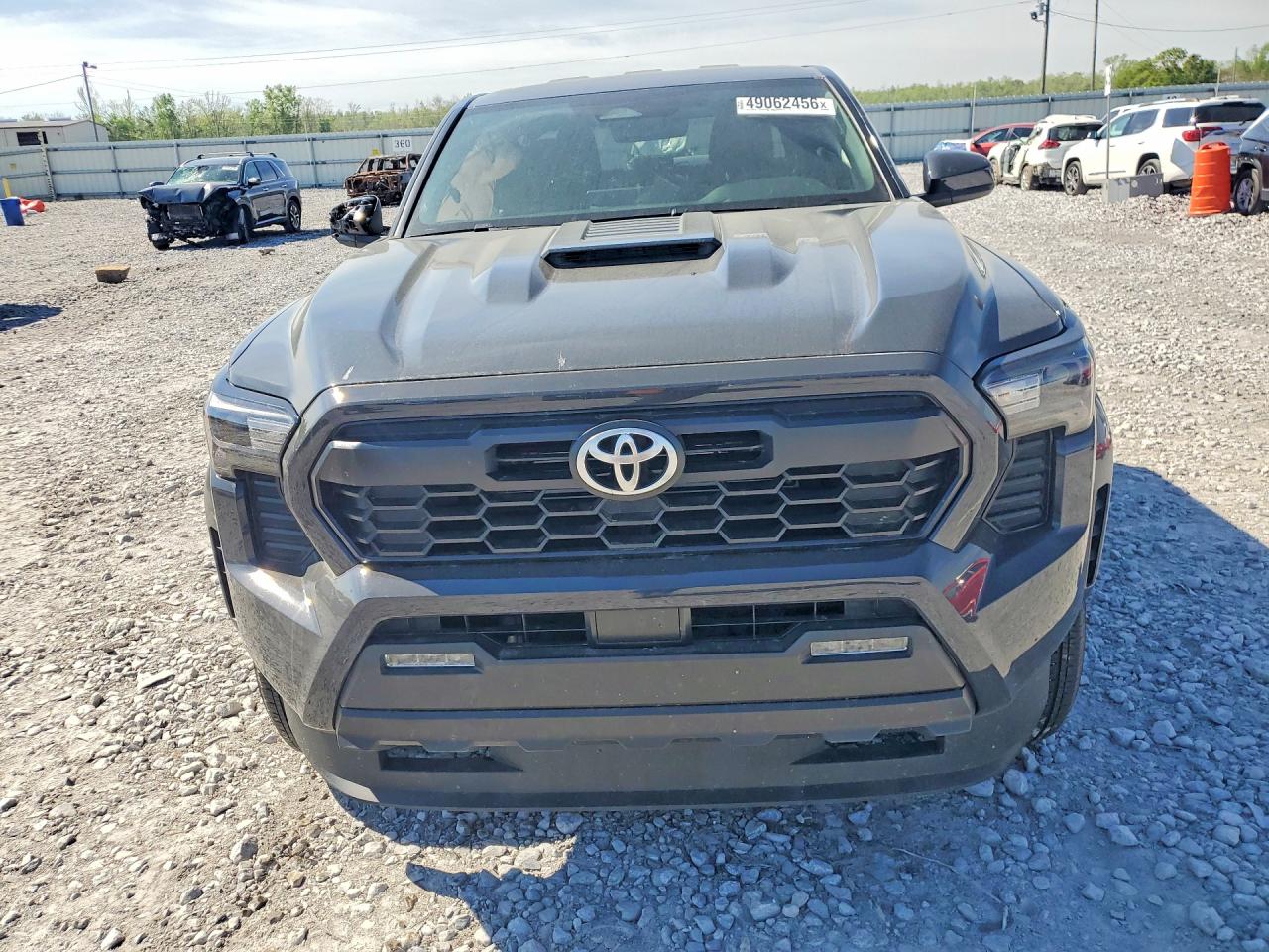 2024 TOYOTA TACOMA TRD SPORT photo 5