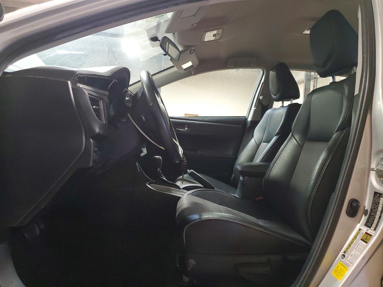2016 TOYOTA COROLLA S PLUS photo 13