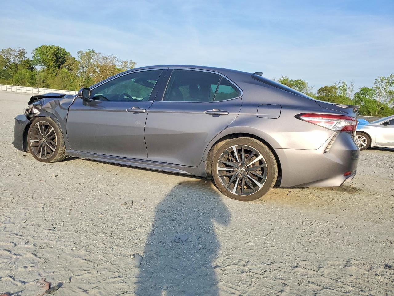 2019 TOYOTA CAMRY XSE V6 photo 3