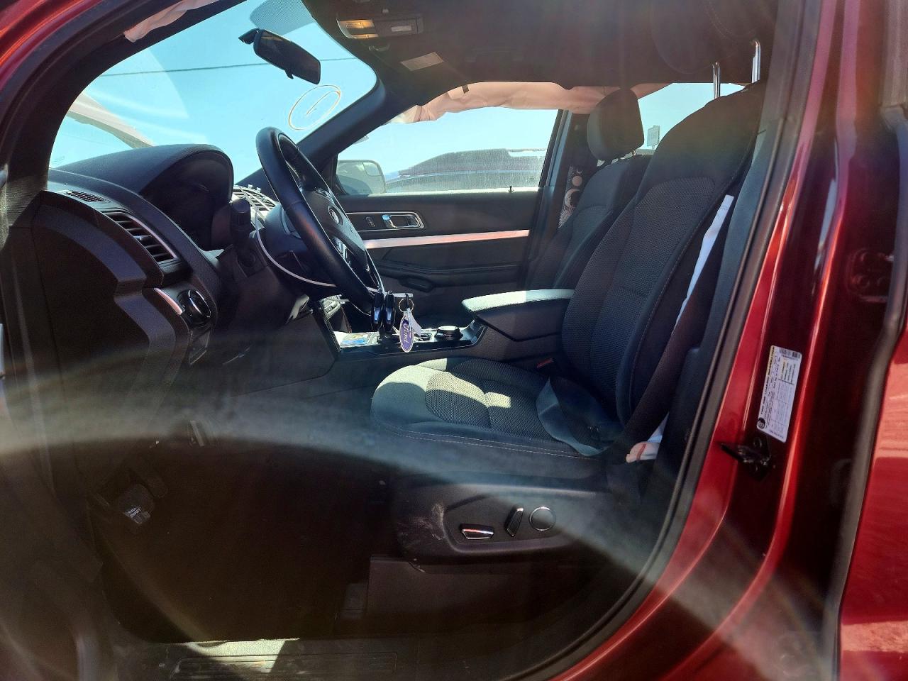 2017 FORD EXPLORER XLT photo 13