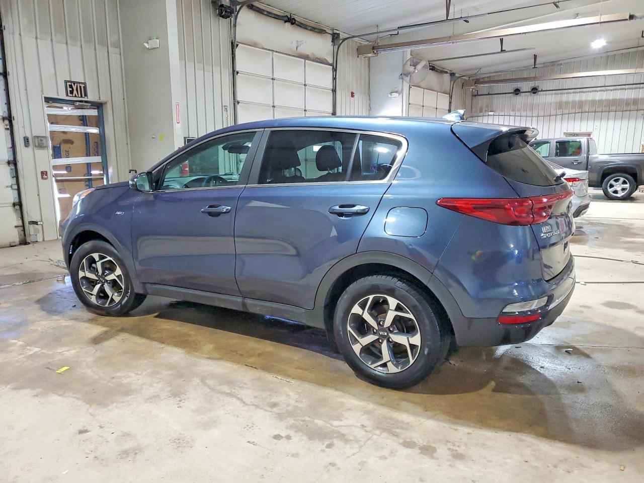 2021 KIA SPORTAGE LX photo 3