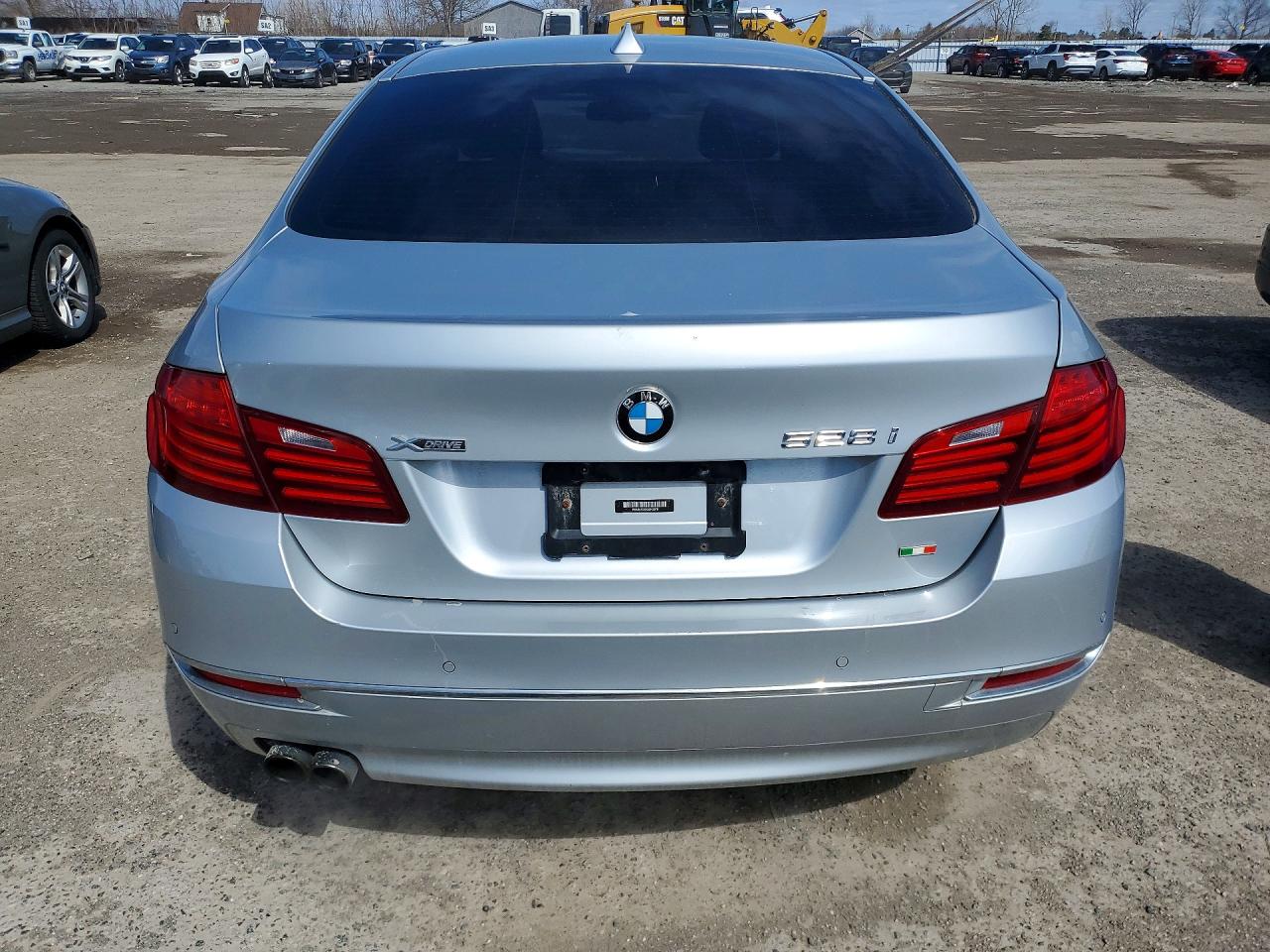 2016 BMW 528 XI photo 16
