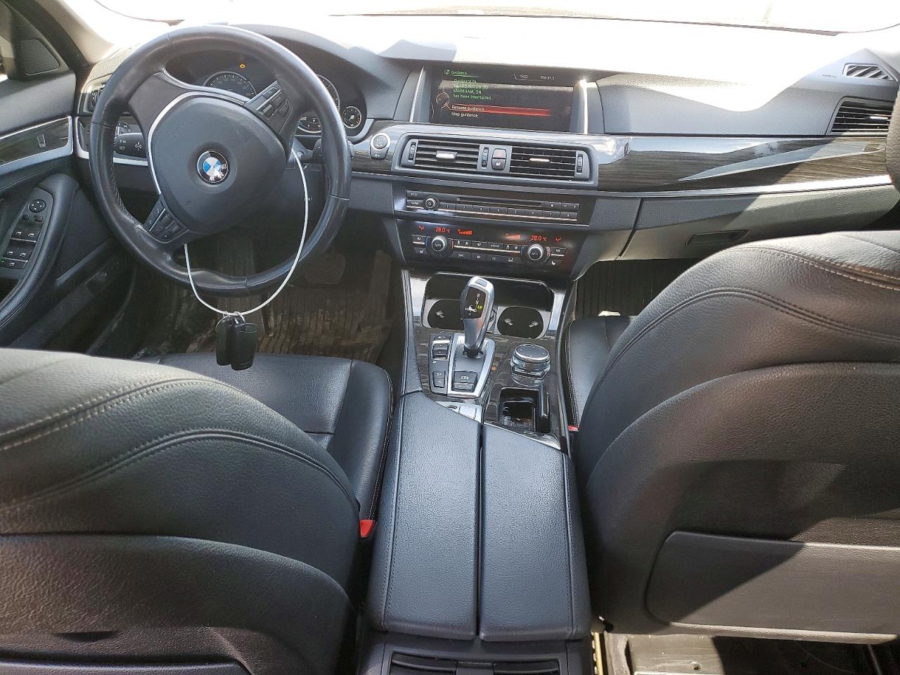 2016 BMW 528 XI photo 22