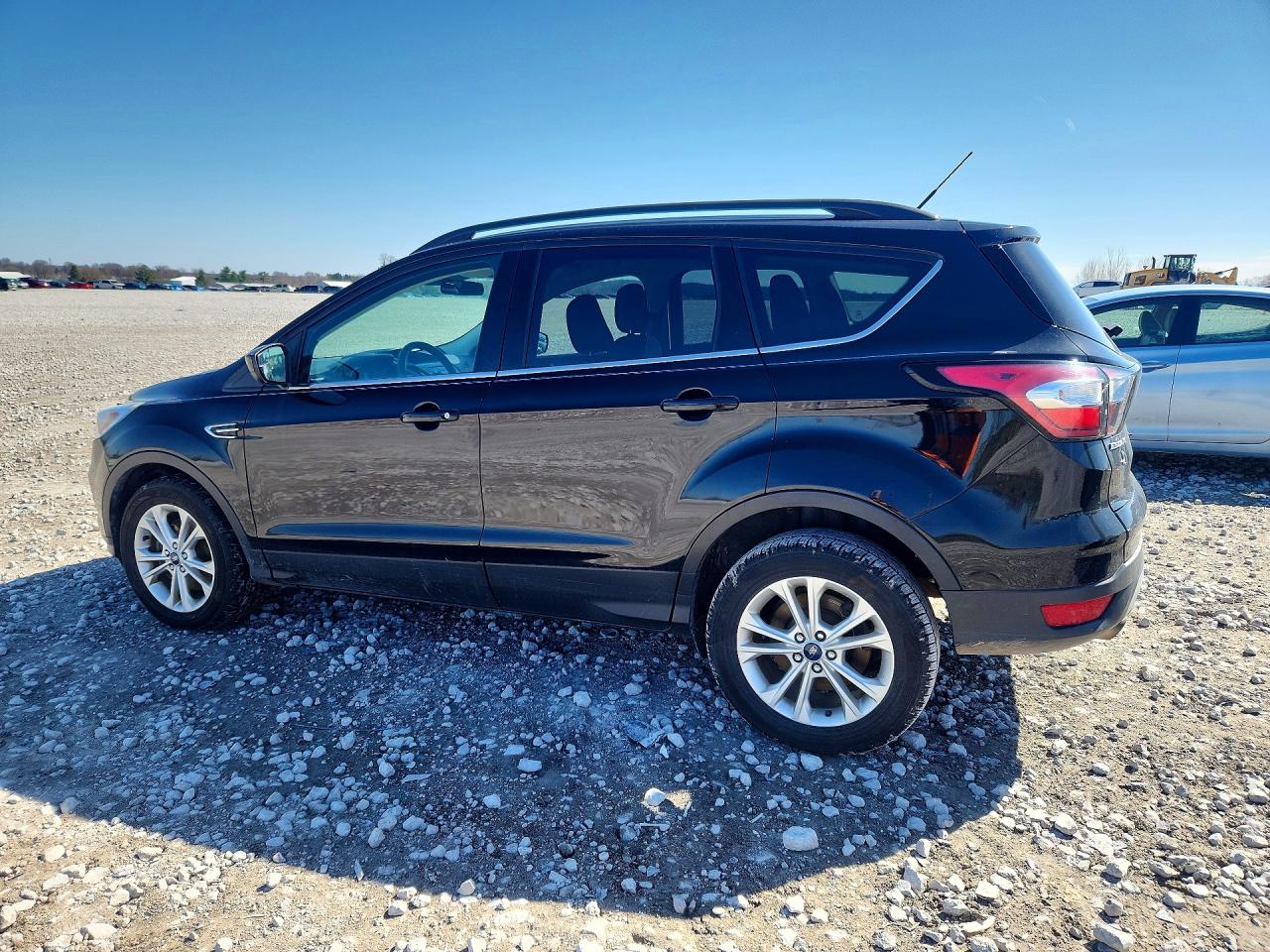 2018 FORD ESCAPE SE photo 3