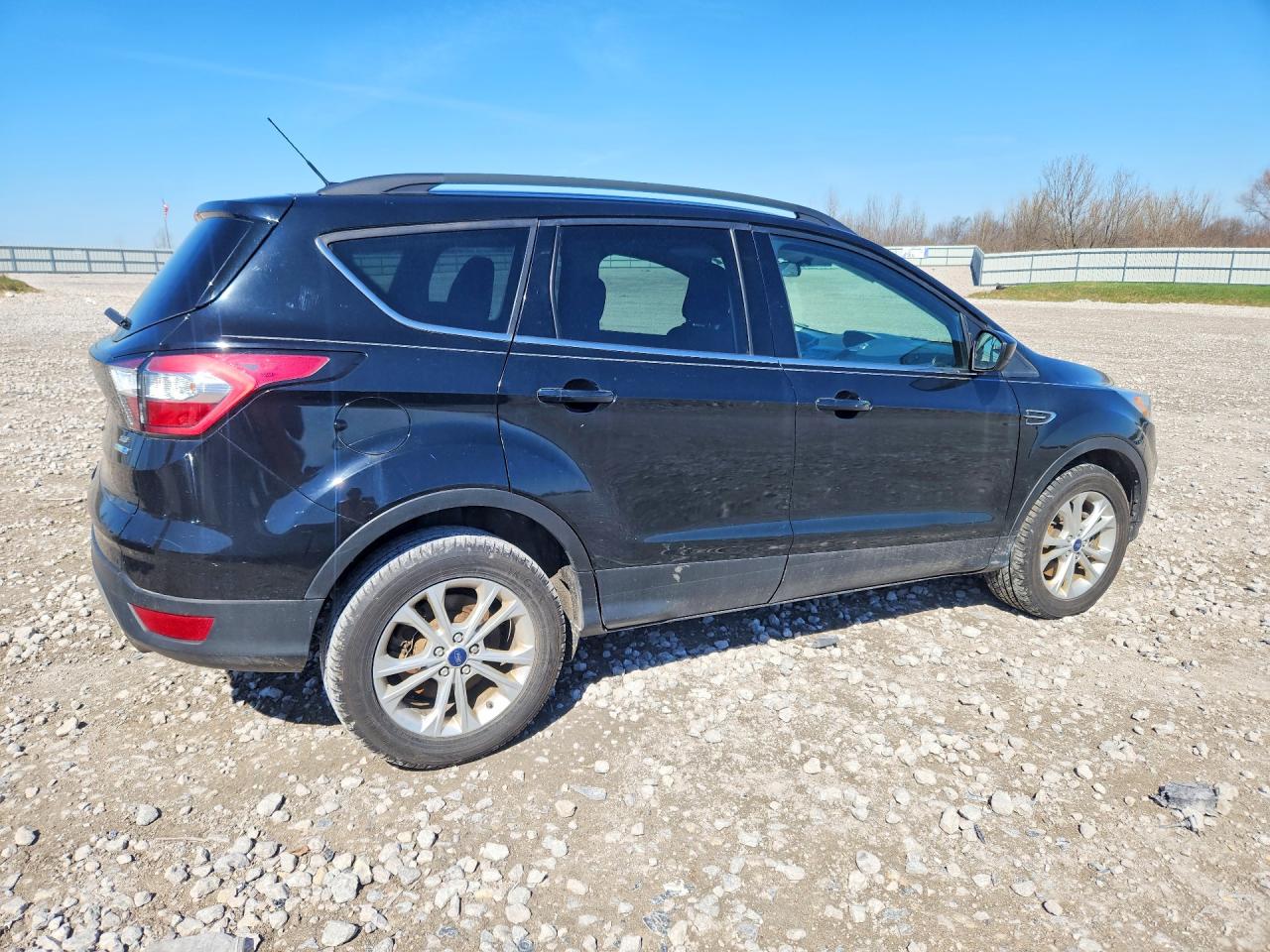 2018 FORD ESCAPE SE photo 5
