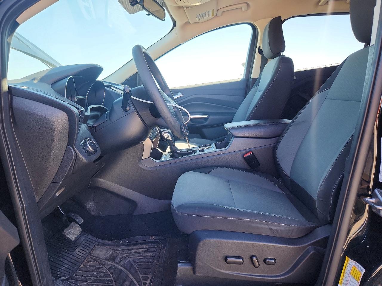 2018 FORD ESCAPE SE photo 13