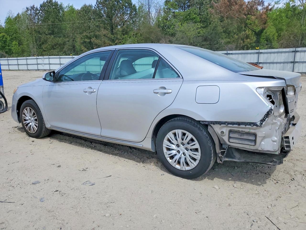 2012 TOYOTA CAMRY LE photo 3