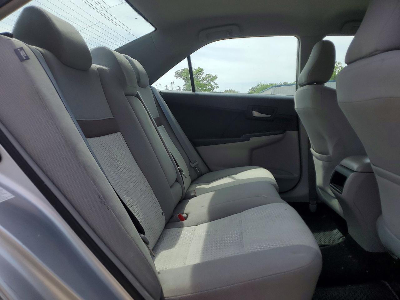 2012 TOYOTA CAMRY LE photo 19