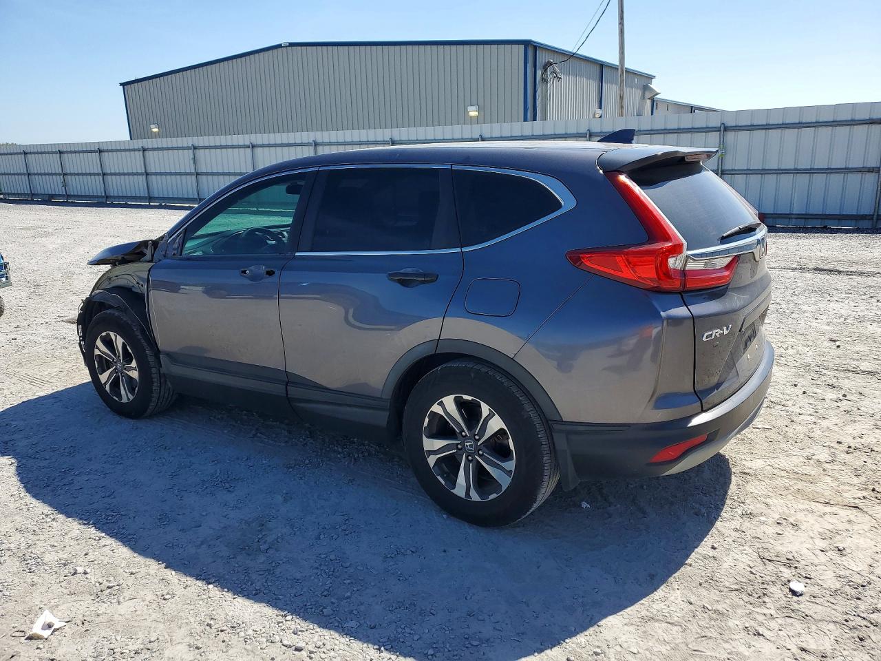 2017 HONDA CR-V LX photo 3