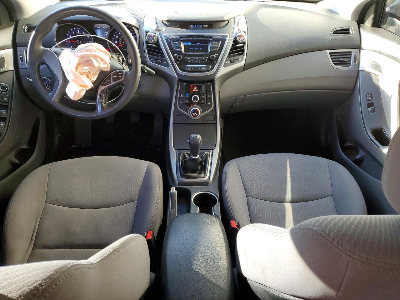 2015 HYUNDAI ELANTRA SE photo 15