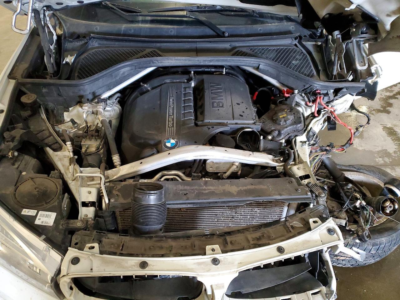 2015 BMW X5 XDRIVE35I photo 23