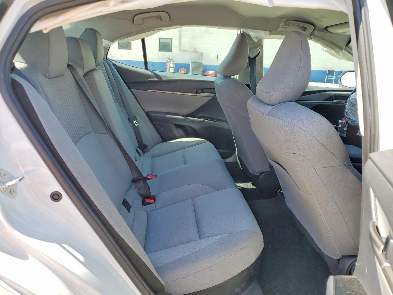 2026 TOYOTA CAMRY LE photo 19