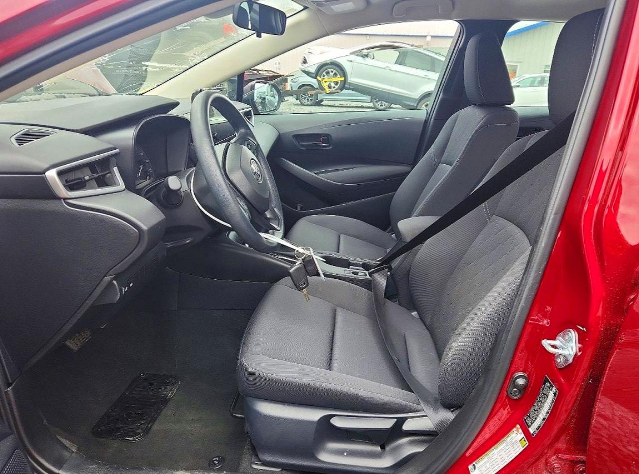 2024 TOYOTA COROLLA LE photo 19
