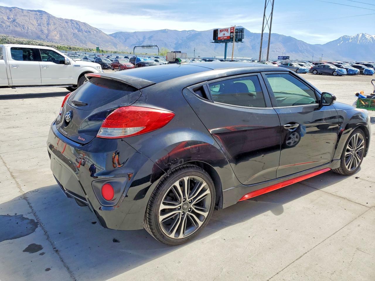 2016 HYUNDAI VELOSTER TURBO photo 5