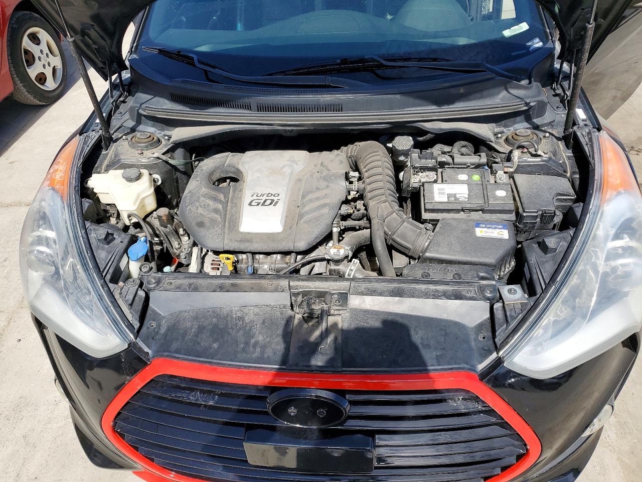 2016 HYUNDAI VELOSTER TURBO photo 21