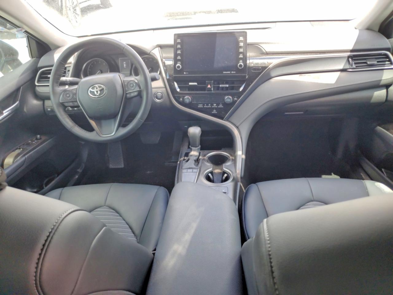 2024 TOYOTA CAMRY SE photo 15