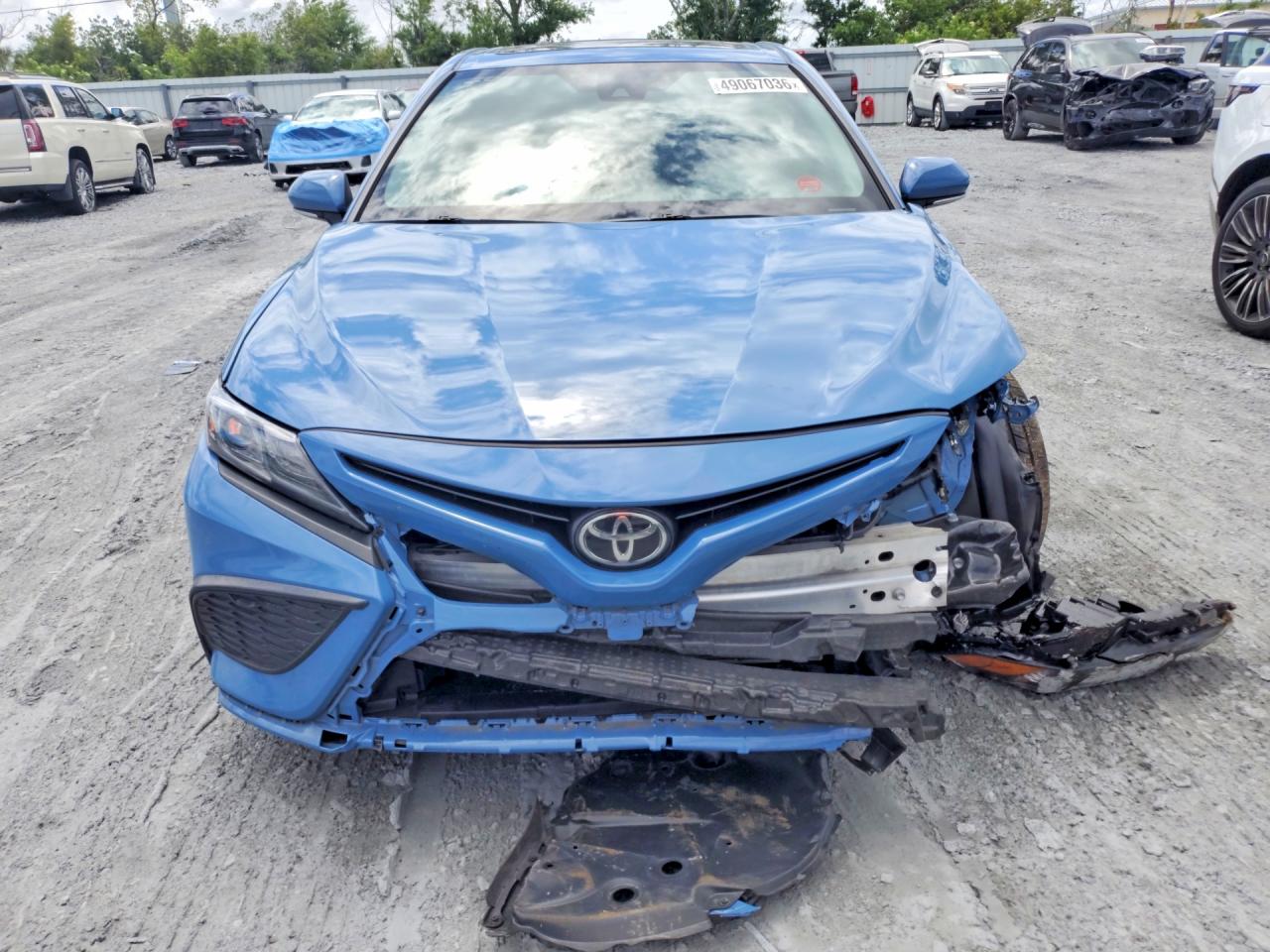 2024 TOYOTA CAMRY SE photo 9