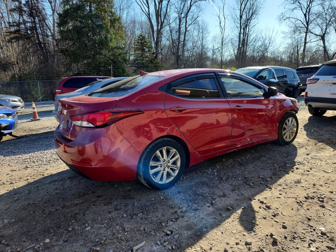 2015 HYUNDAI ELANTRA SE photo 5