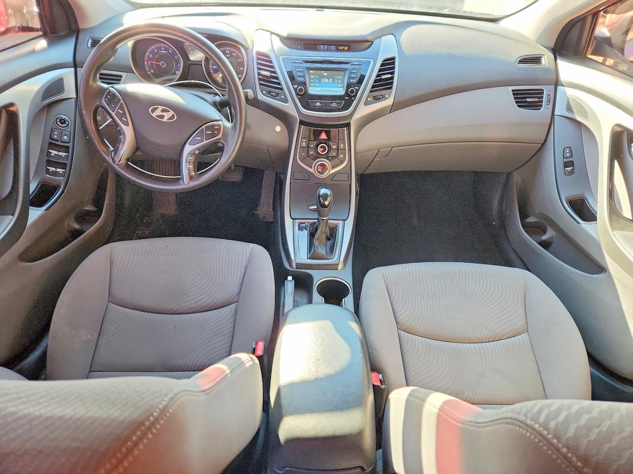 2015 HYUNDAI ELANTRA SE photo 15