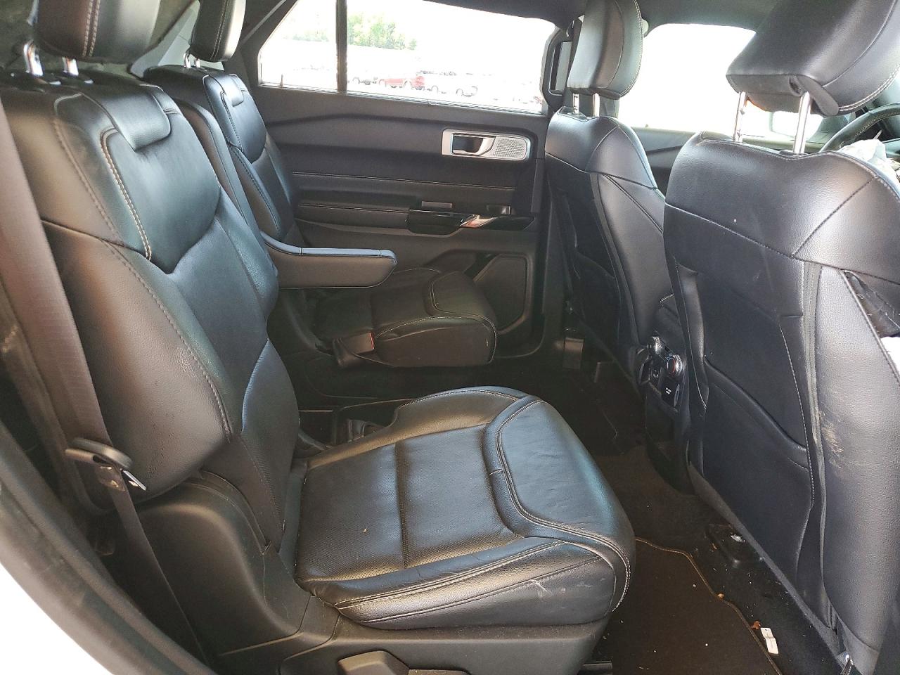 2021 FORD EXPLORER ST photo 19