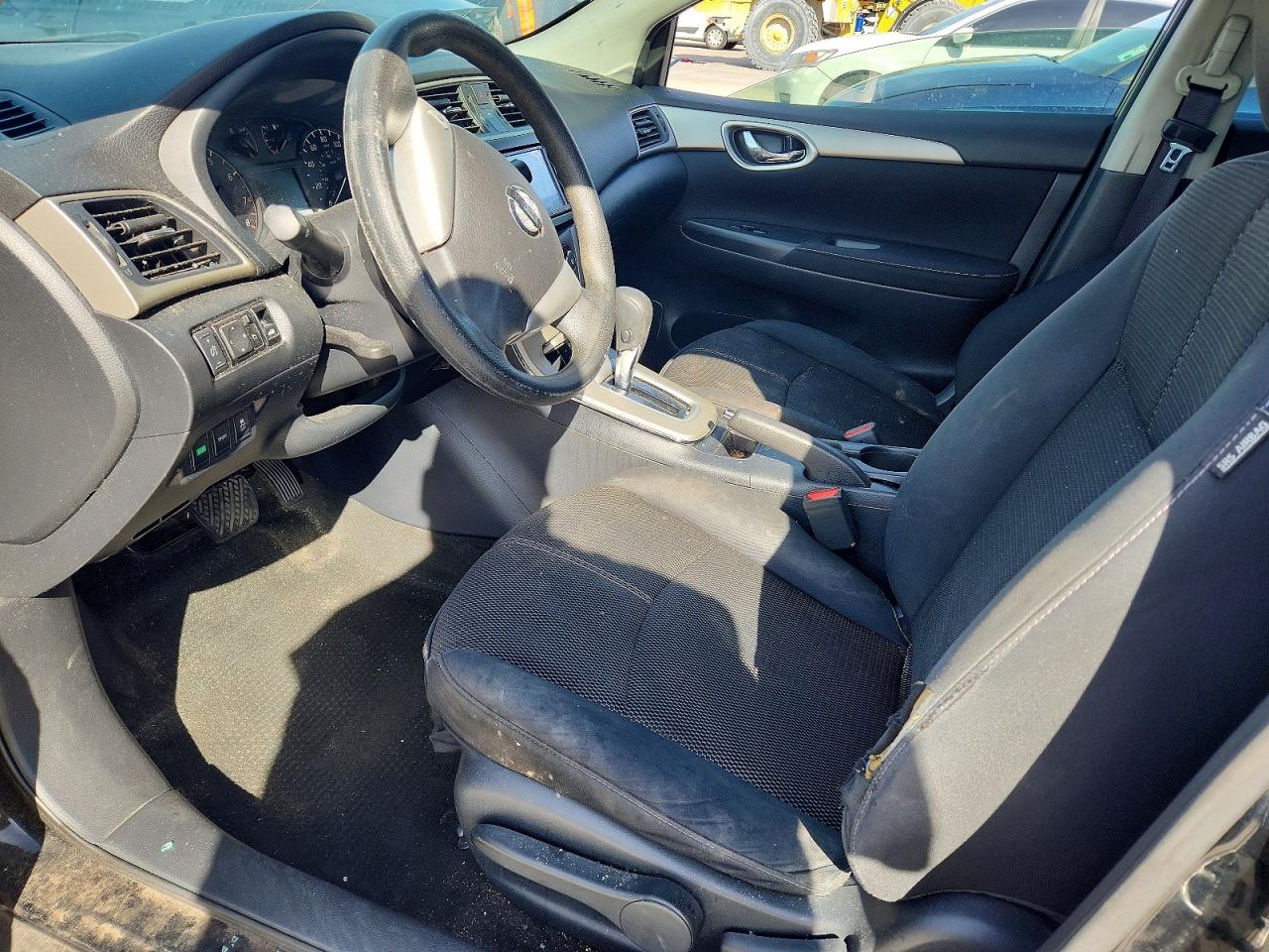 2014 NISSAN SENTRA S photo 13