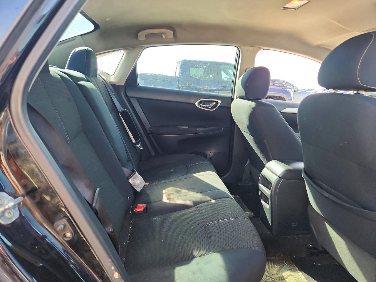 2014 NISSAN SENTRA S photo 19