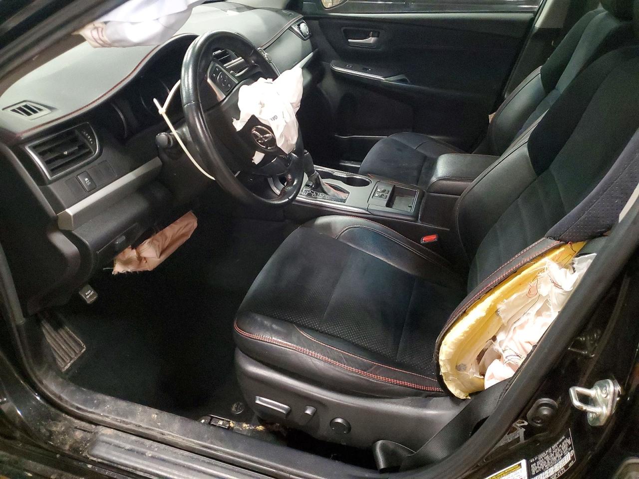 2015 TOYOTA CAMRY XSE photo 7