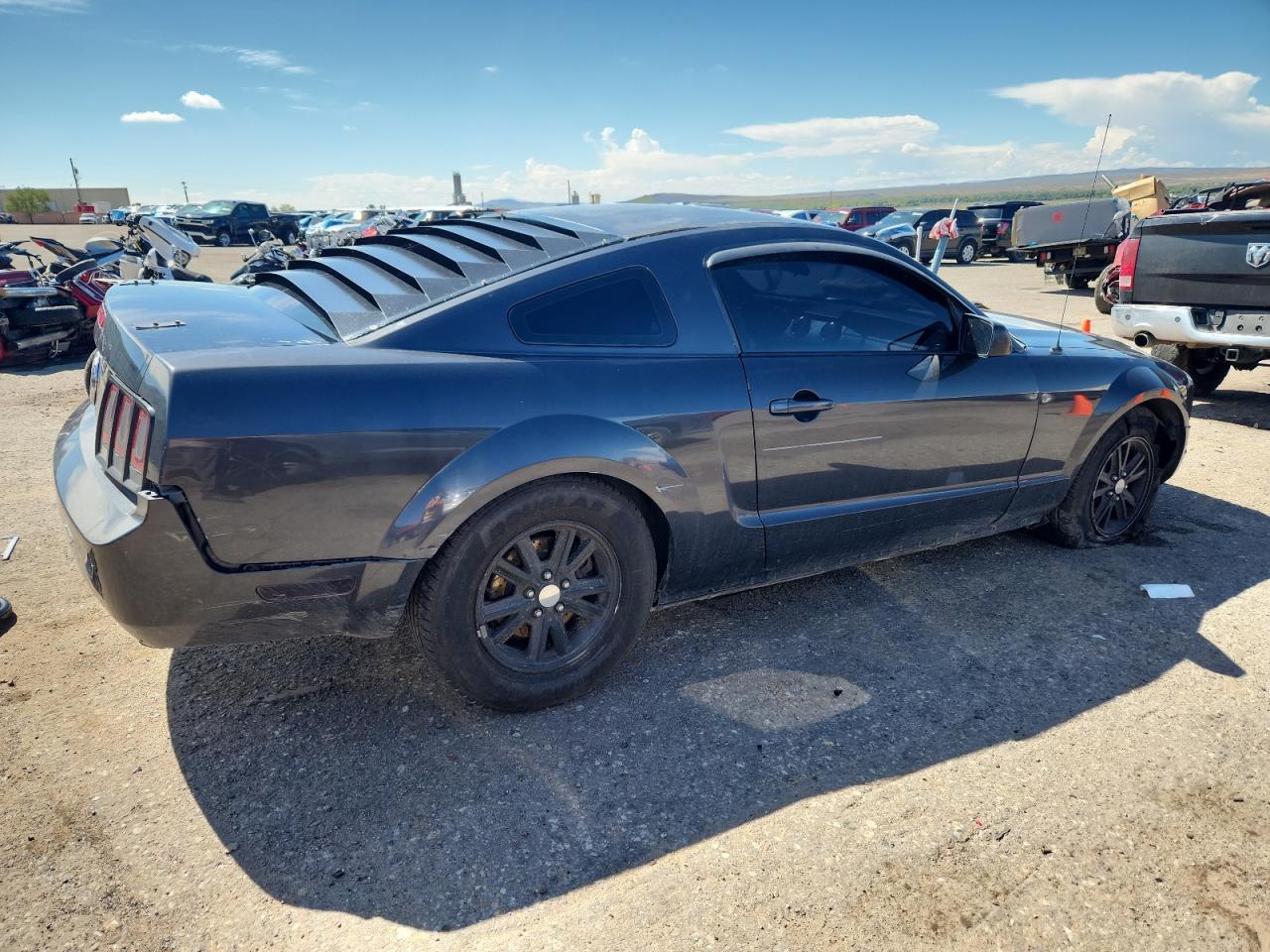 2007 FORD MUSTANG photo 5