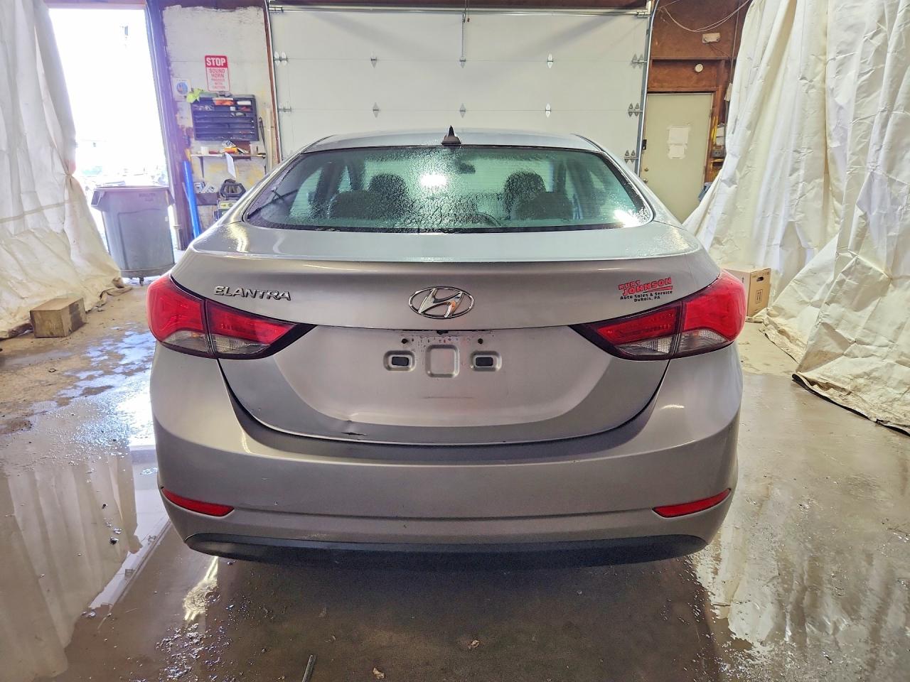 2016 HYUNDAI ELANTRA SE photo 16