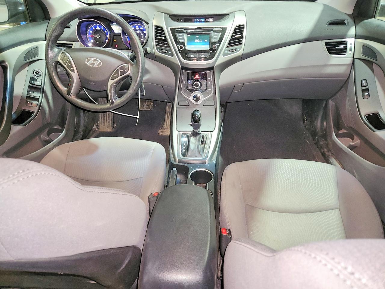 2016 HYUNDAI ELANTRA SE photo 22