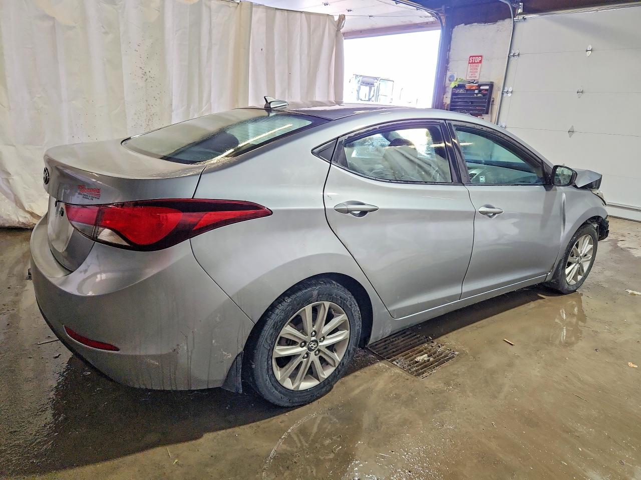 2016 HYUNDAI ELANTRA SE photo 7