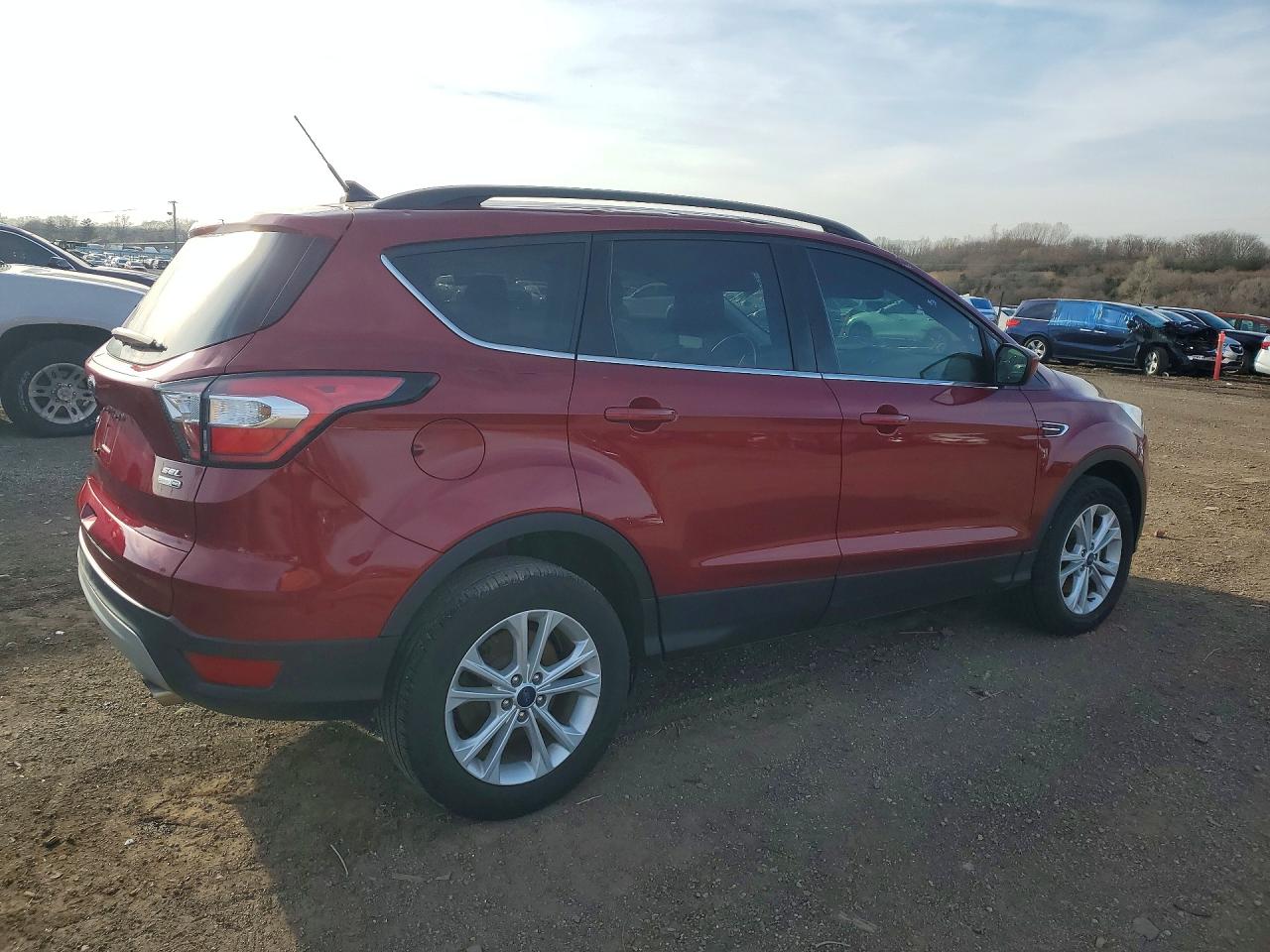 2018 FORD ESCAPE SEL photo 3