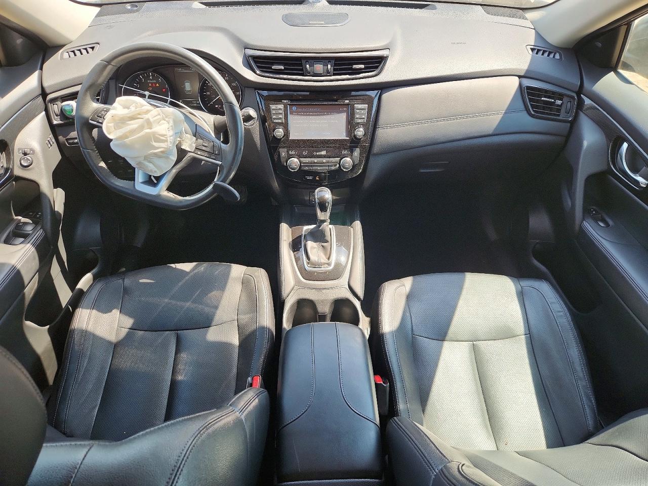 2017 NISSAN ROGUE SL photo 22