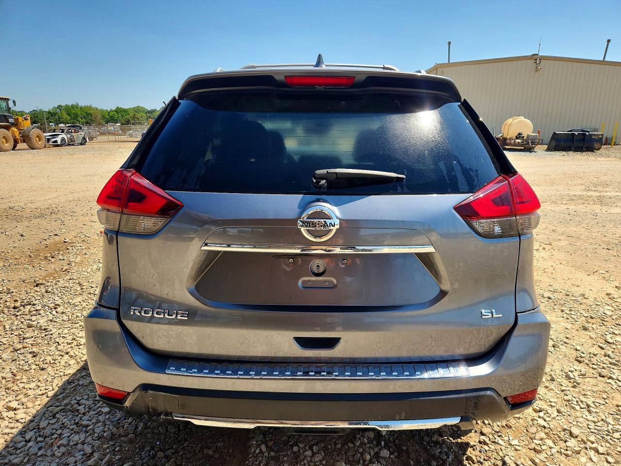 2017 NISSAN ROGUE SL photo 16