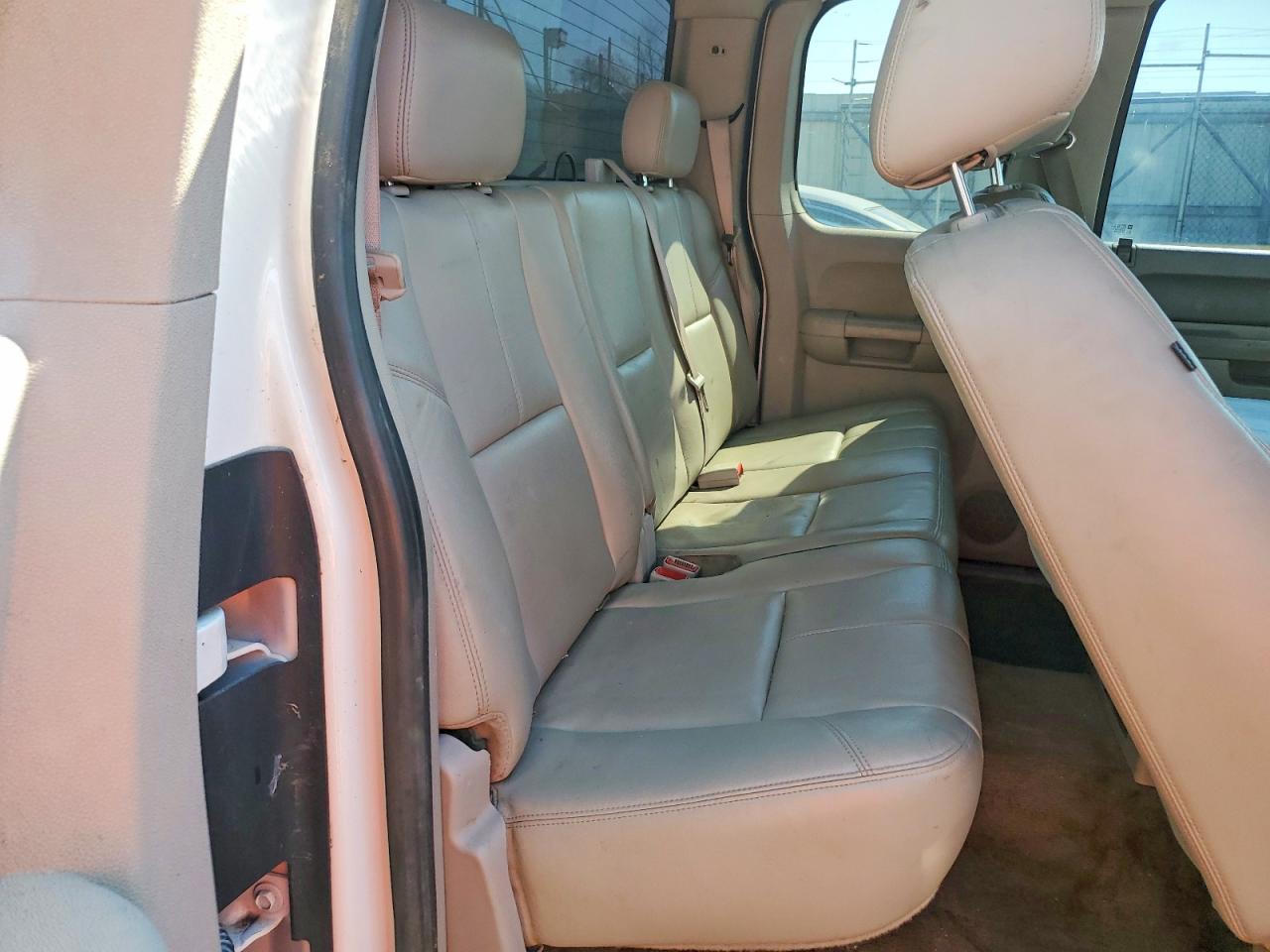 2010 GMC SIERRA K1500 SLE photo 19