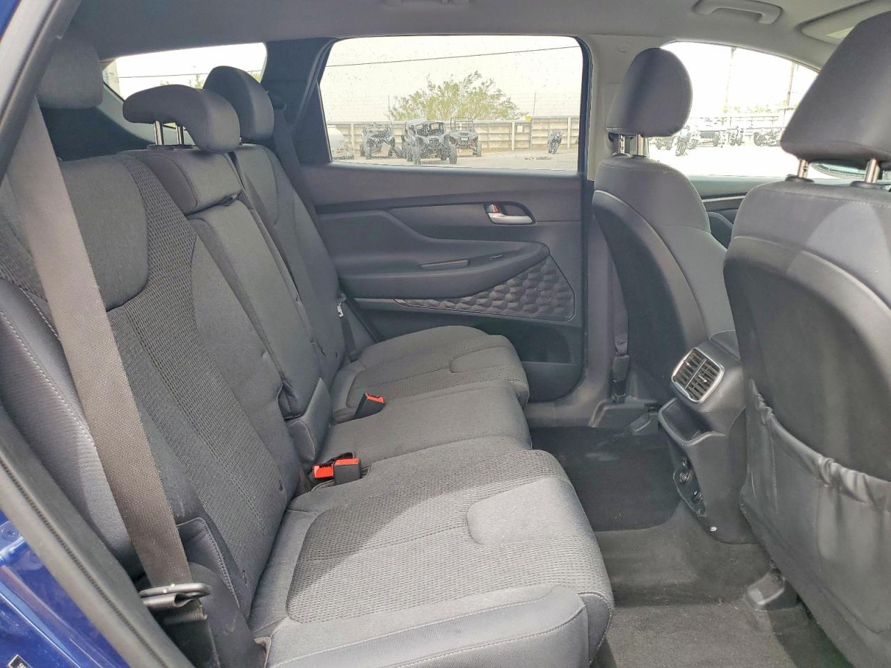 2019 HYUNDAI SANTA FE SE 2.4L photo 19