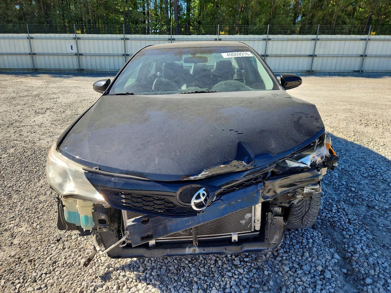 2013 TOYOTA CAMRY SE photo 5