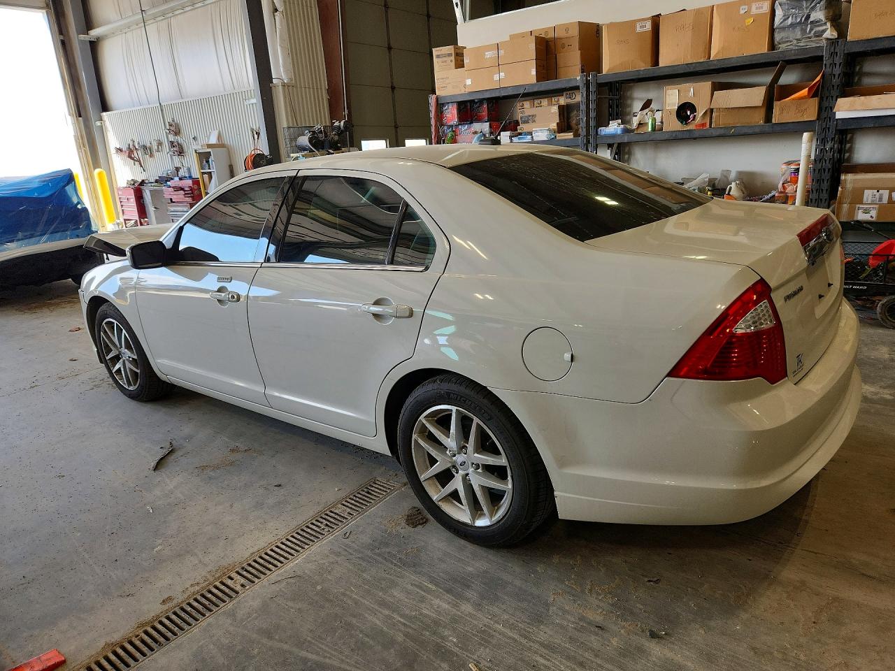 2010 FORD FUSION SEL photo 2