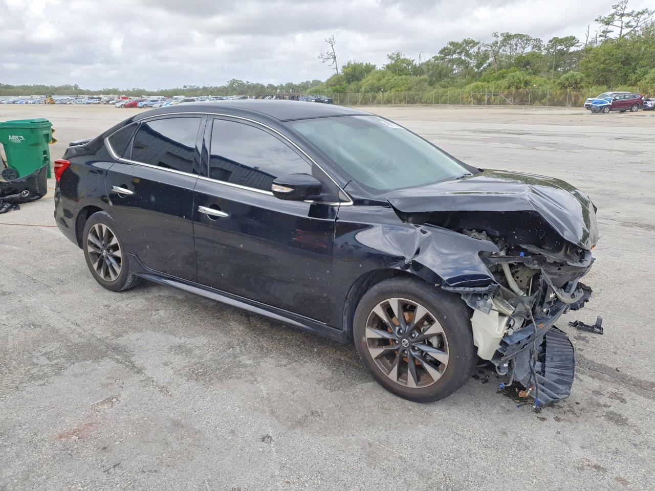 2019 NISSAN SENTRA SR photo 4