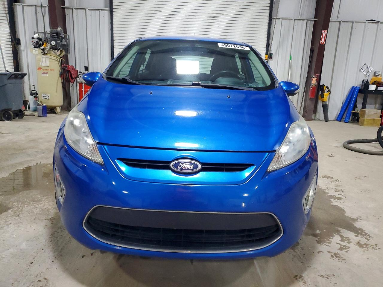 2011 FORD FIESTA SES photo 13