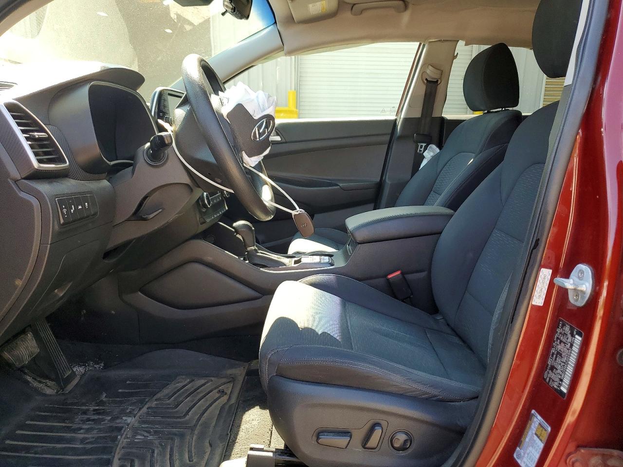 2020 HYUNDAI TUCSON VALUE photo 13