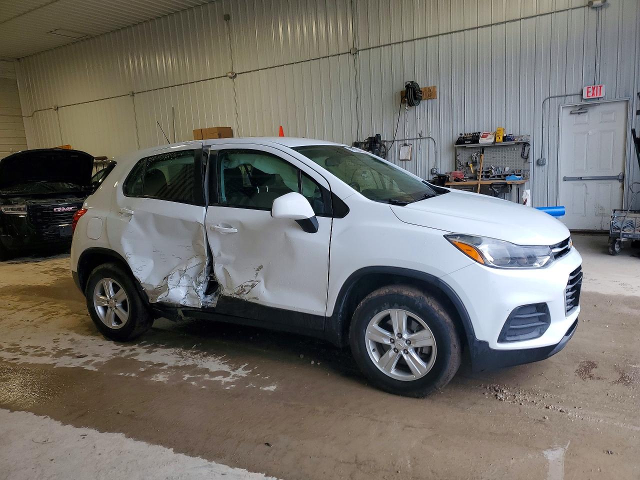 2018 CHEVROLET TRAX LS photo 10