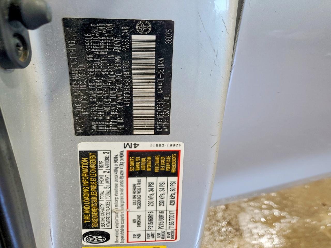2011 TOYOTA CAMRY LE photo 13